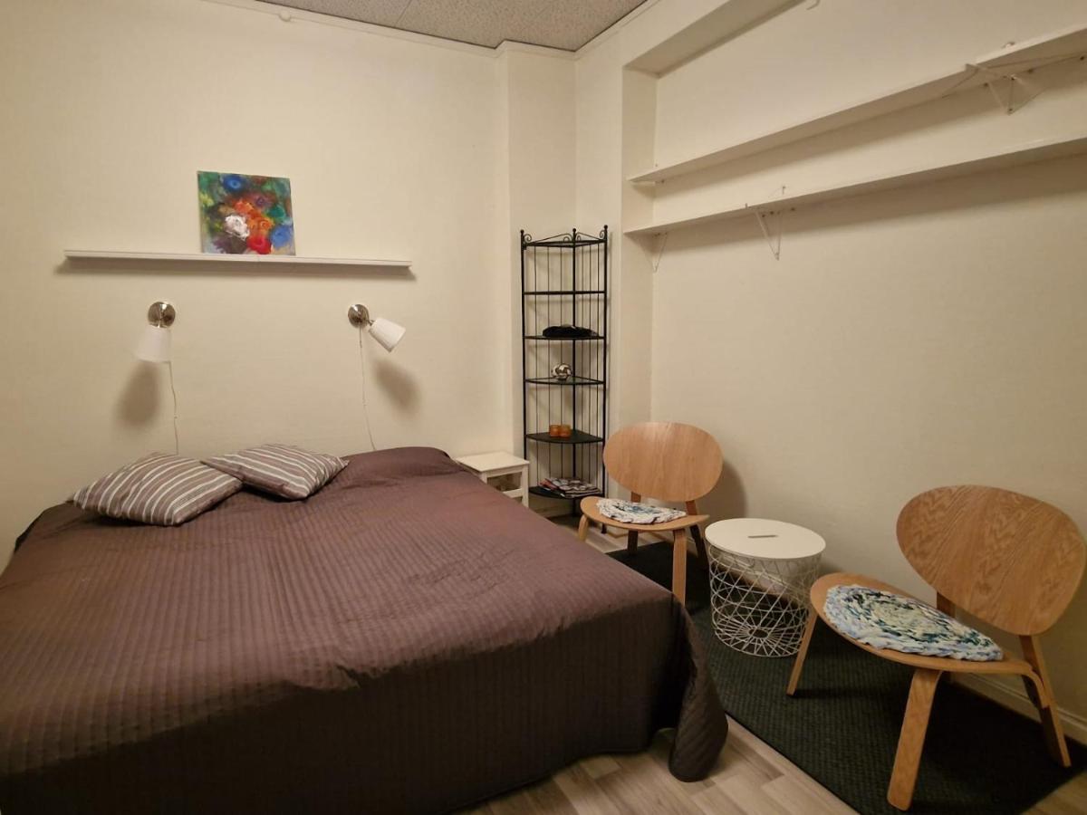 Brukshotellet Oeland - Vandrarhem Degerhamn Exterior foto