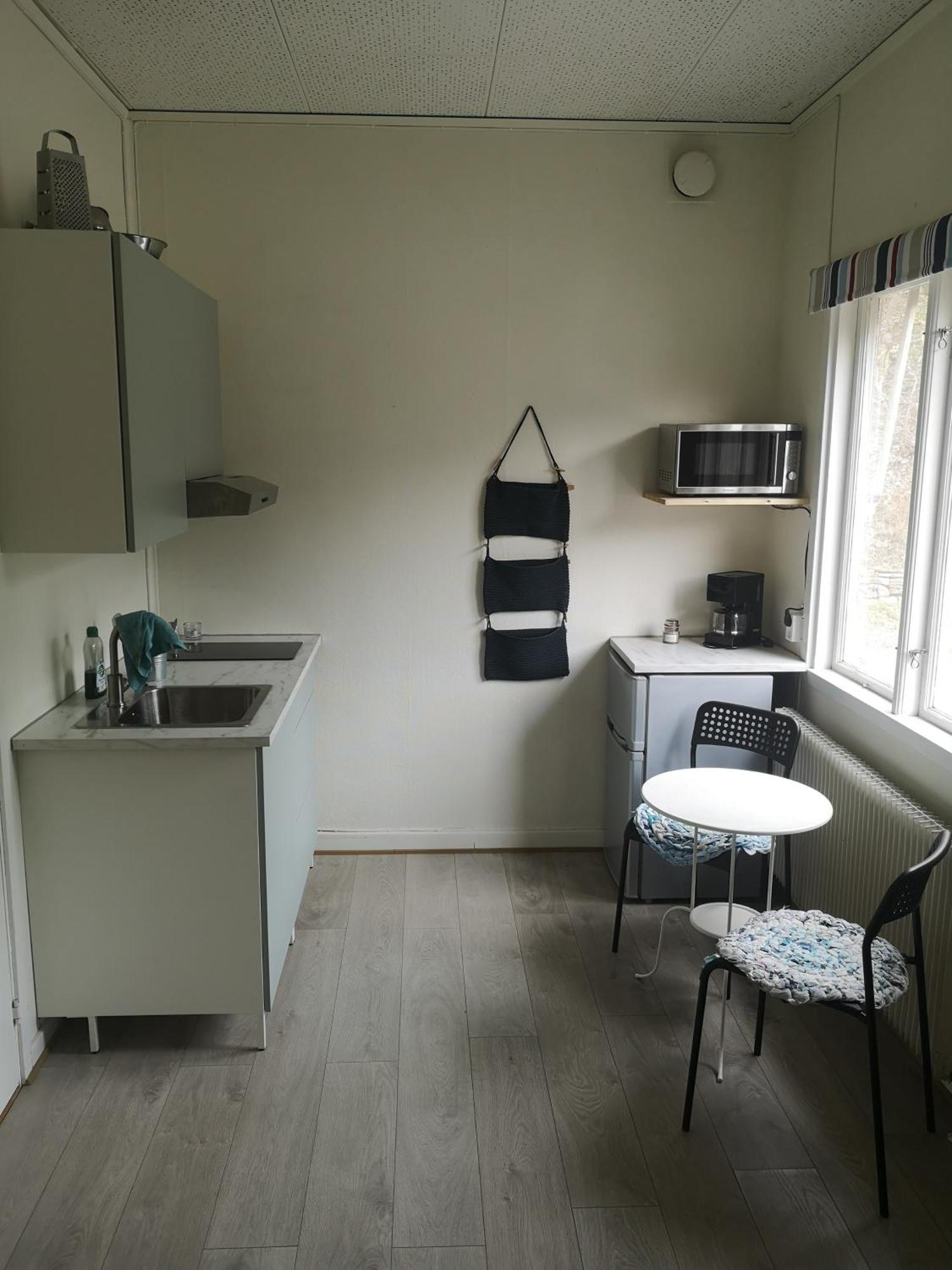 Brukshotellet Oeland - Vandrarhem Degerhamn Exterior foto