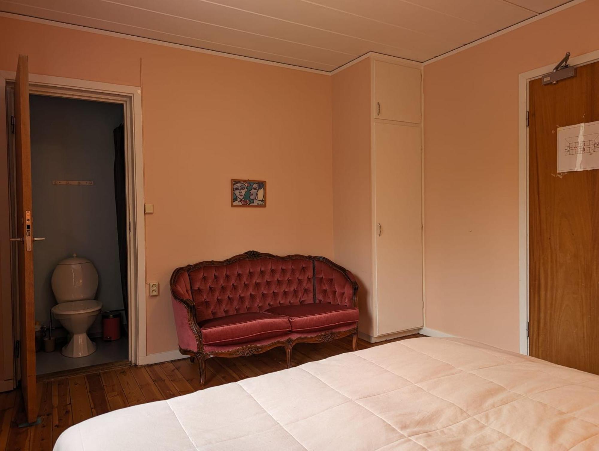 Brukshotellet Oeland - Vandrarhem Degerhamn Exterior foto